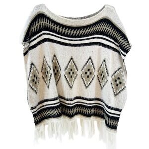 NEIMAN MARCUS Aztec Print Poncho • One Size‎ Fits Most • black, white, tan